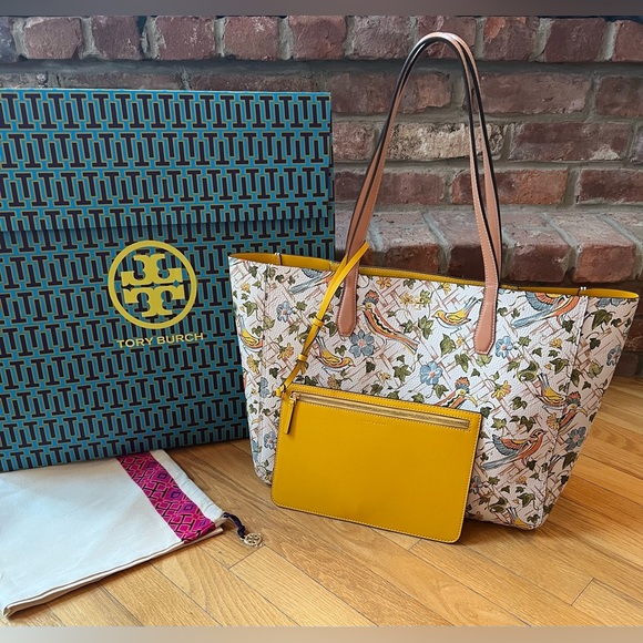 Tory Burch Multicolor Printed Blake Tote Bag - Picture 3 of 14